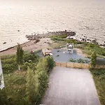 Suureliiva Rannamaja *