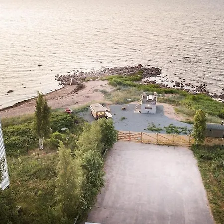 Suureliiva Rannamaja *