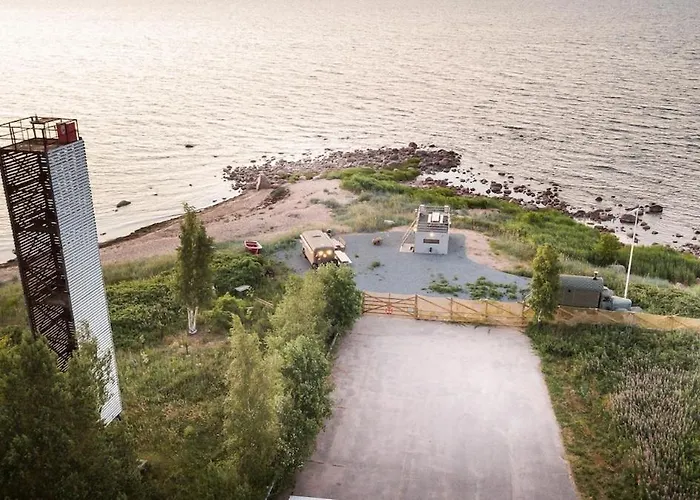 Suureliiva Rannamaja *